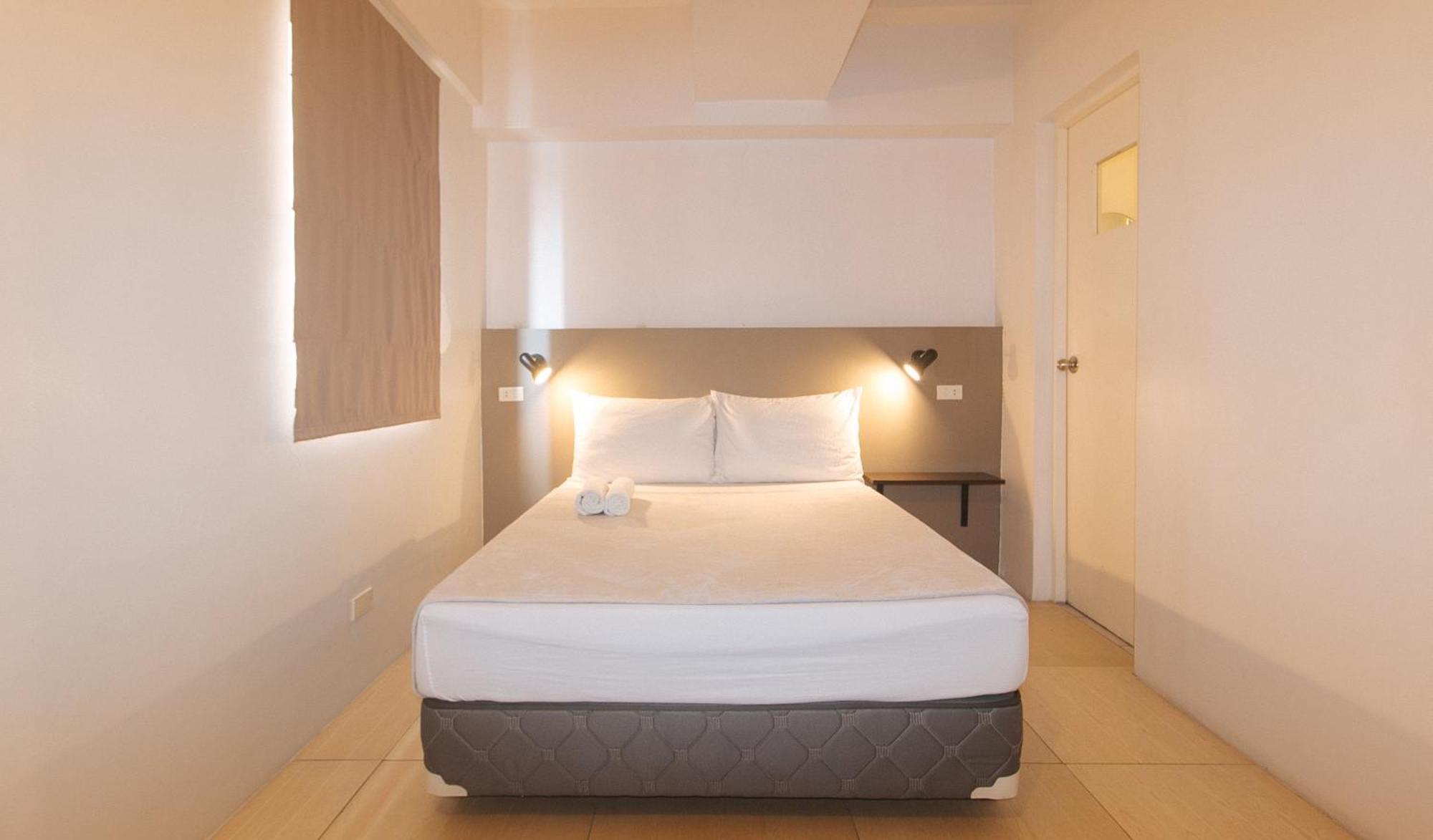 59 Xavierville By Reddoorz Cubao Eksteriør billede