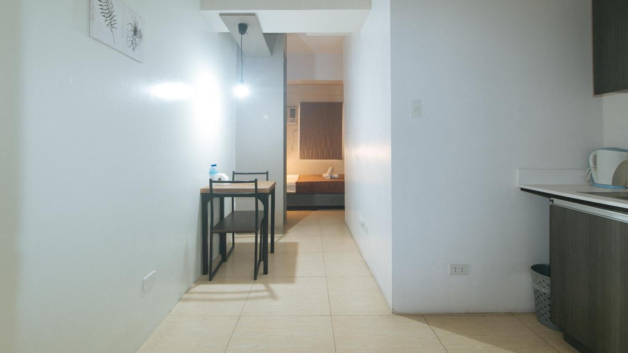59 Xavierville By Reddoorz Cubao Eksteriør billede