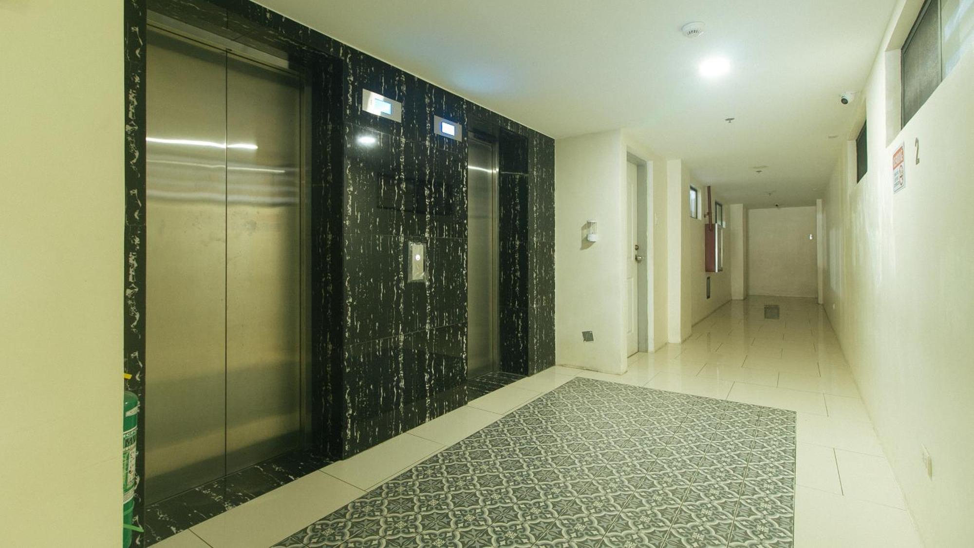 59 Xavierville By Reddoorz Cubao Eksteriør billede