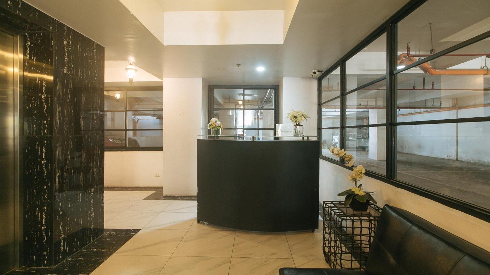 59 Xavierville By Reddoorz Cubao Eksteriør billede